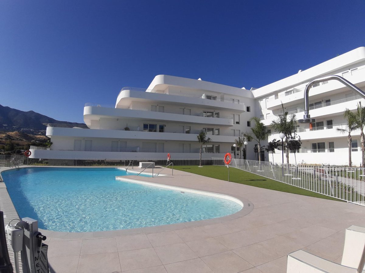 ÁTICOS DE OBRA NUEVA A ESTRENAR EN FUENGIROLA – ALQUILER DE LARGA TEMPORADA — Foto 1