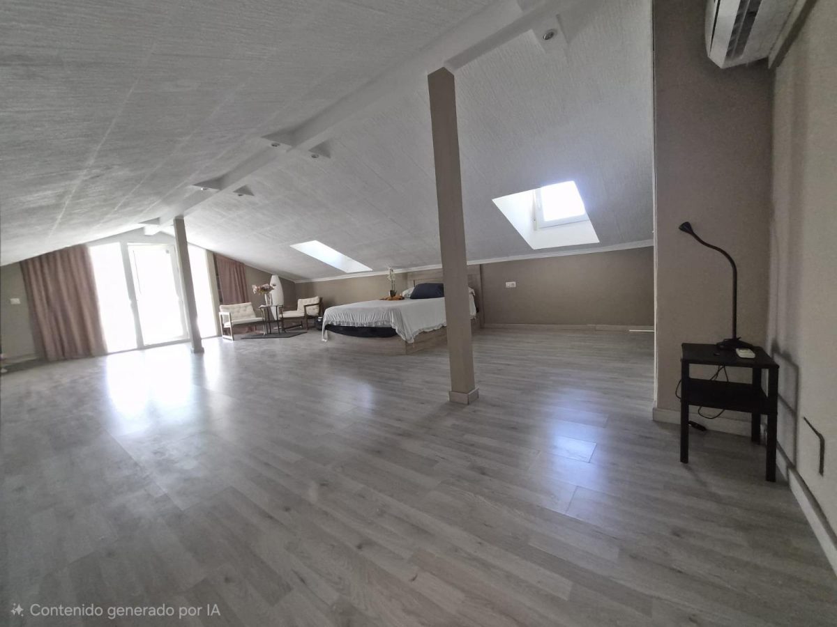 Chalet independiente con 3 viviendas, piscina y vistas al mar en Pinos de Alhaurín | Alhaurín de la Torre | Costa del Sol — Foto 16