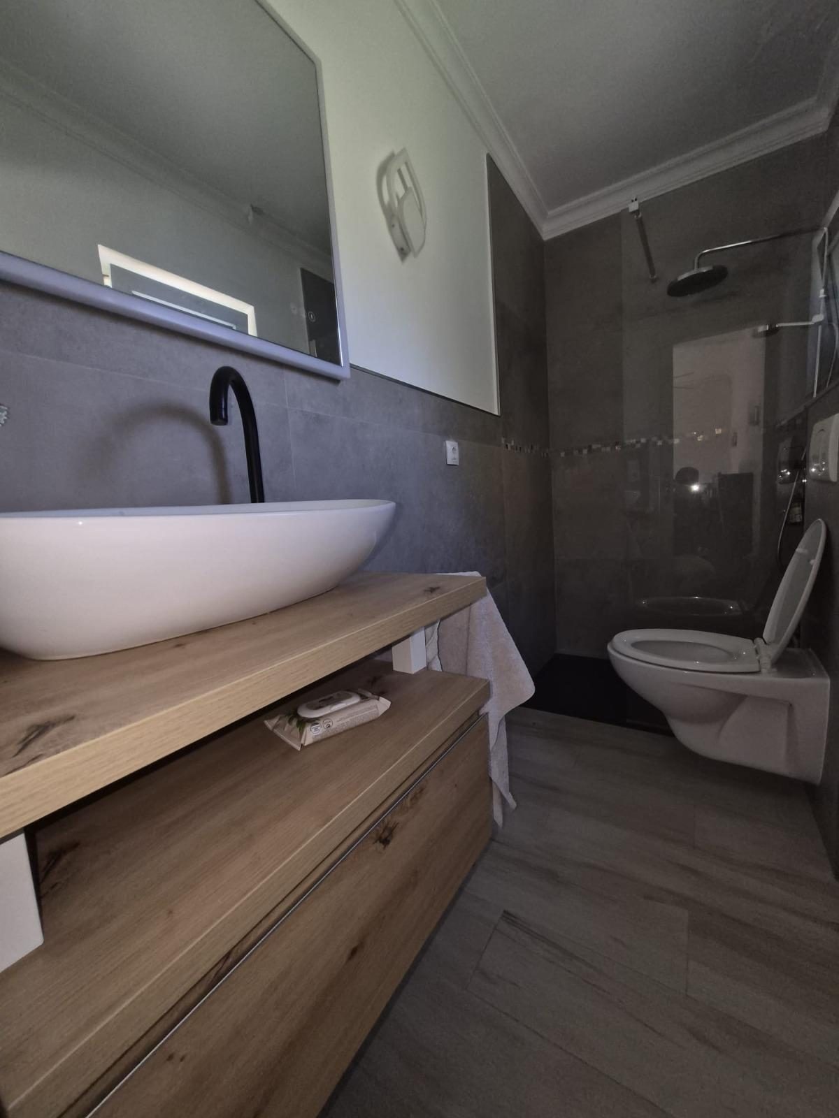 Chalet independiente con 3 viviendas, piscina y vistas al mar en Pinos de Alhaurín | Alhaurín de la Torre | Costa del Sol — Foto 17