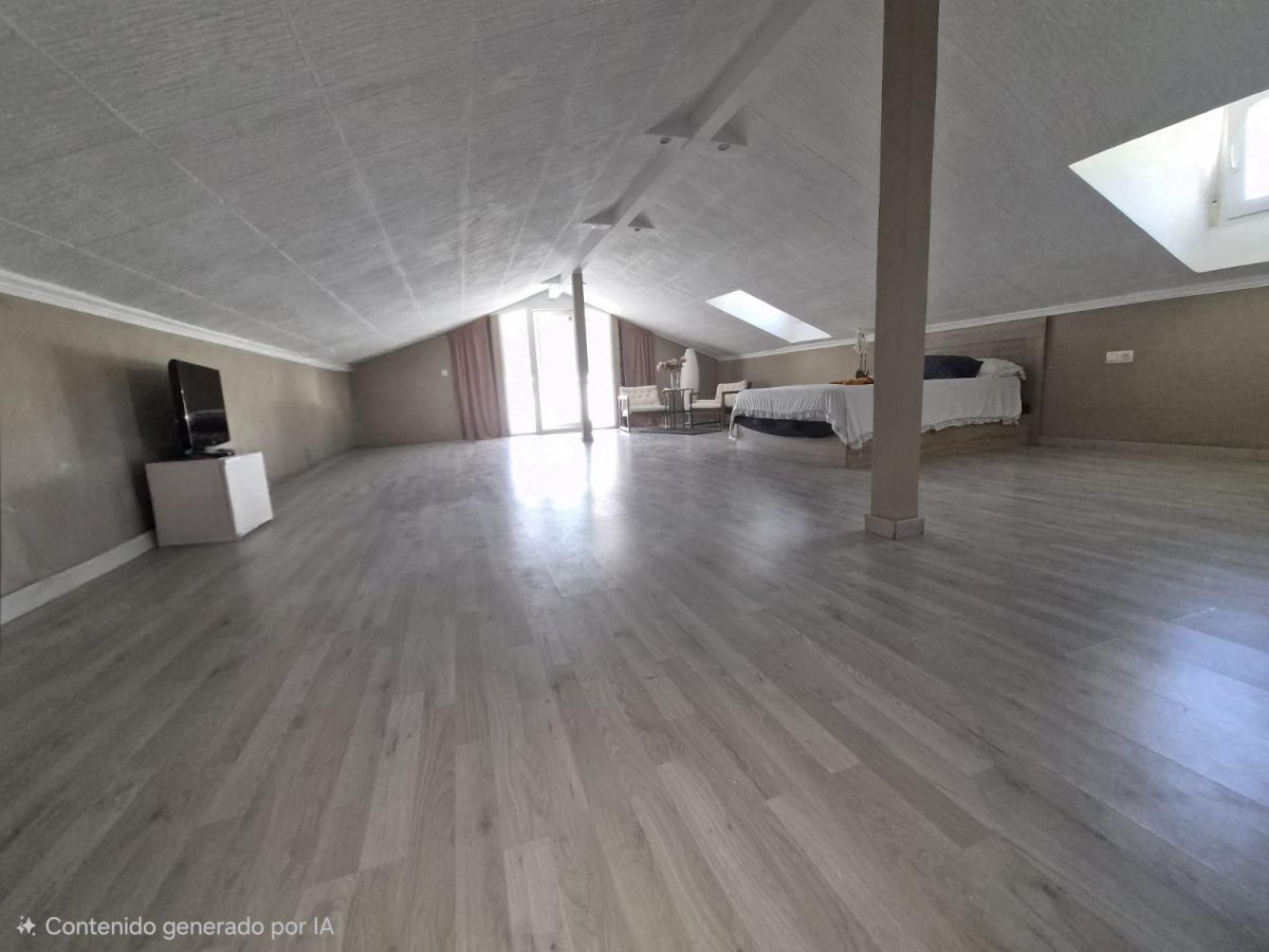Chalet independiente con 3 viviendas, piscina y vistas al mar en Pinos de Alhaurín | Alhaurín de la Torre | Costa del Sol — Foto 18