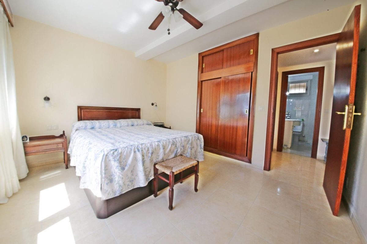 SEGUNDA LINEA DE PLAYA. CARVAJAL. 2 DORMITORIOS. 1 BAÑO. PISCINA. PARKING COMUNITARIO. VISTAS AL MAR. — Foto 16