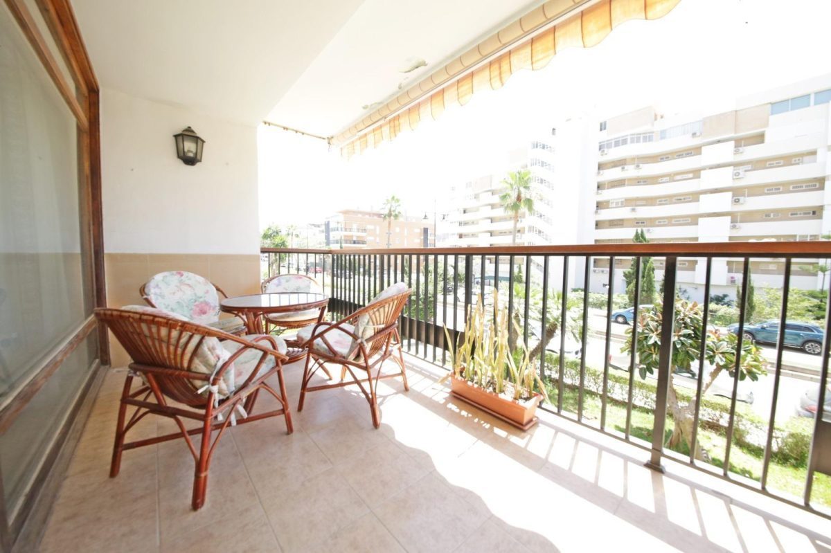 SEGUNDA LINEA DE PLAYA. CARVAJAL. 2 DORMITORIOS. 1 BAÑO. PISCINA. PARKING COMUNITARIO. VISTAS AL MAR. — Foto 25