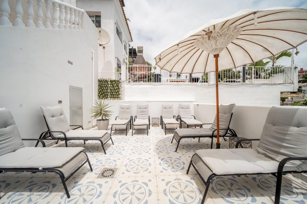 Espectacular Villa de Lujo Reformada en El Coto, Costa del Sol: Exclusividad, Amplitud y Alta Rentabilidad — Foto 9