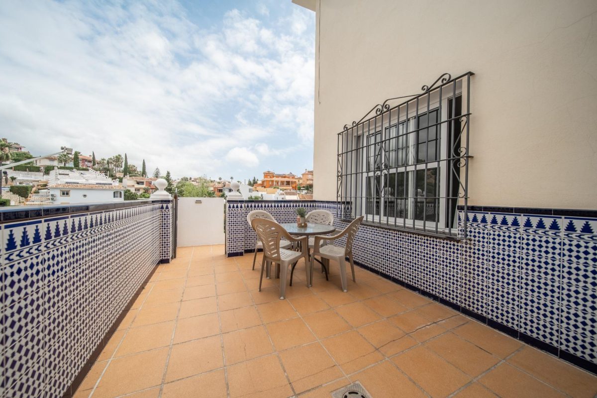 Espectacular Villa de Lujo Reformada en El Coto, Costa del Sol: Exclusividad, Amplitud y Alta Rentabilidad — Foto 13