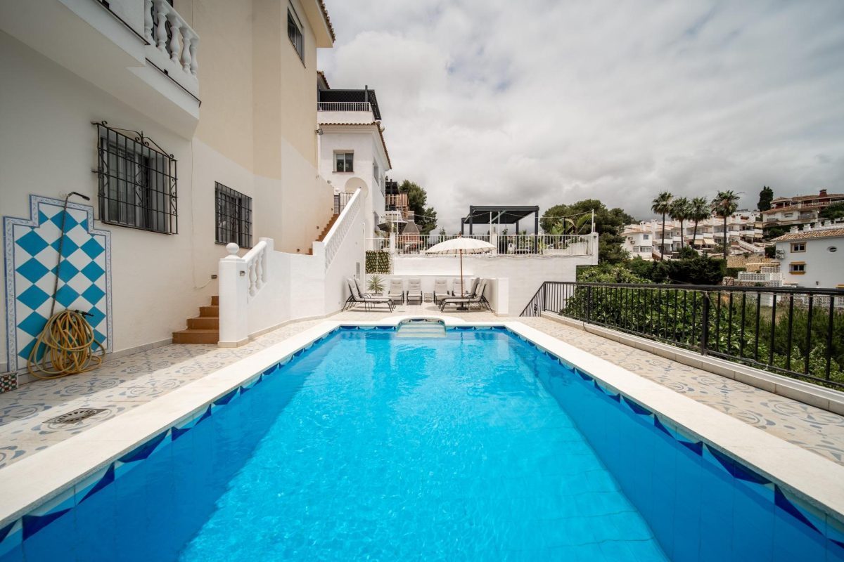 Espectacular Villa de Lujo Reformada en El Coto, Costa del Sol: Exclusividad, Amplitud y Alta Rentabilidad — Foto 8