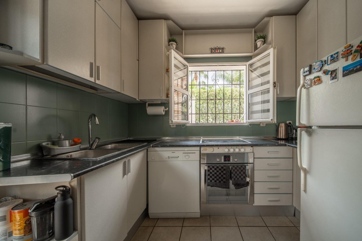 Espectacular Villa de Lujo Reformada en El Coto, Costa del Sol: Exclusividad, Amplitud y Alta Rentabilidad — Foto 12
