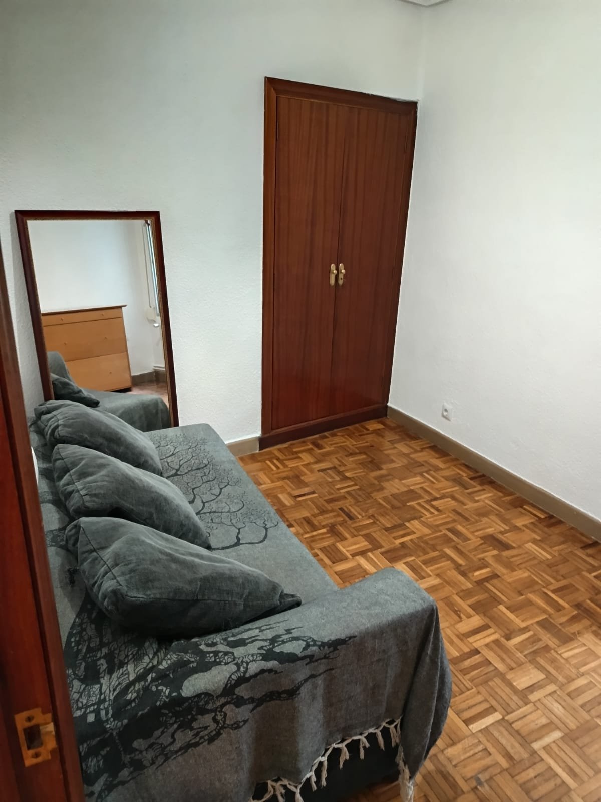 Piso en venta en San Pedro de la Fuente - 2 hab, calefacción — Foto 6