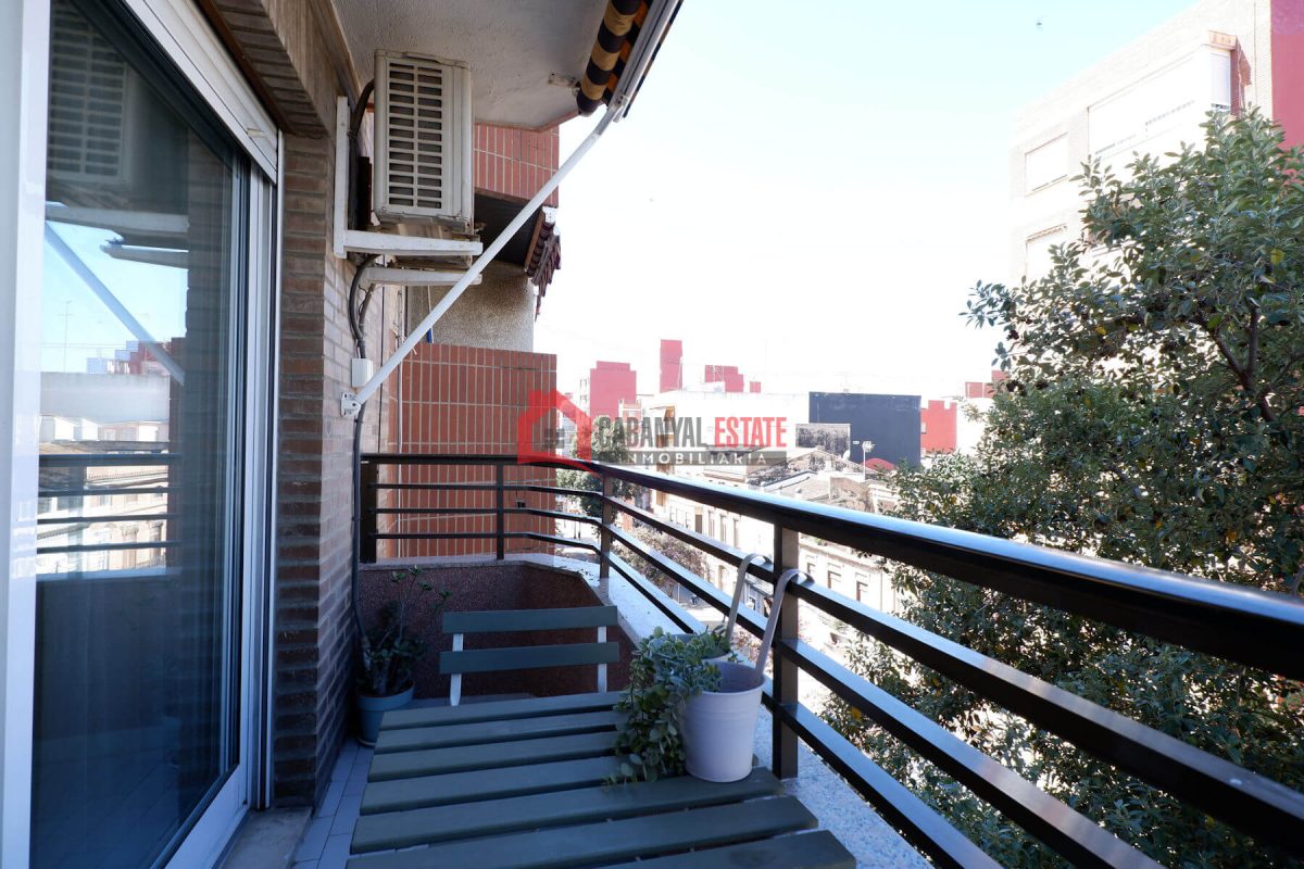 Apartment en alquiler en Valencia — Foto 10