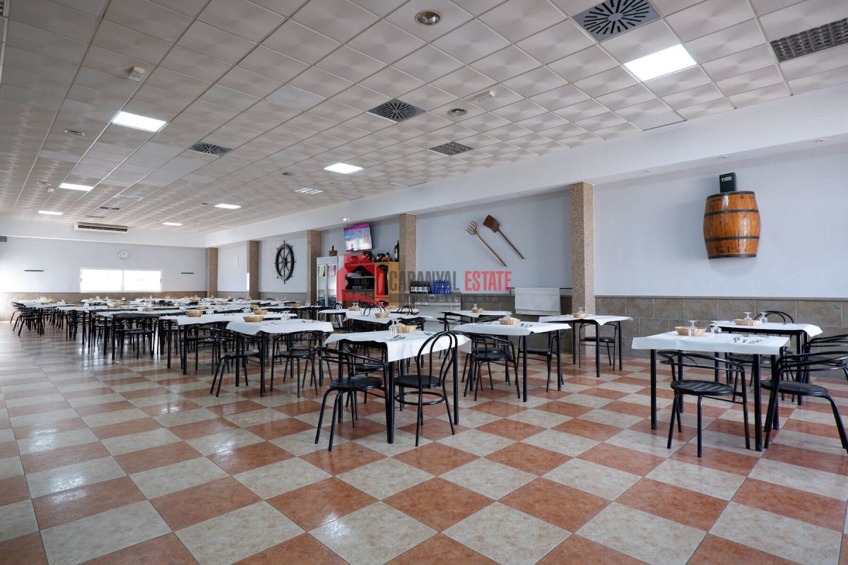 Commercial premises en venta en Sagunto — Foto 3
