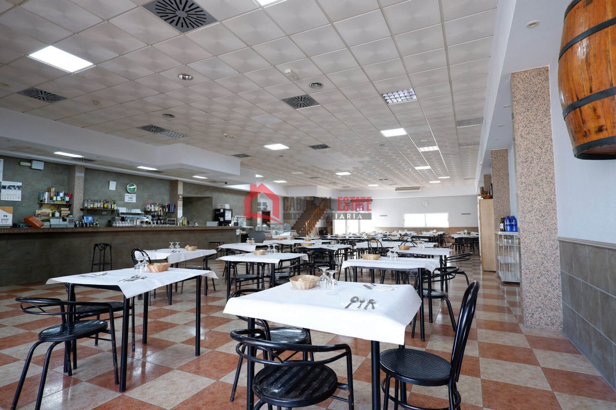 Commercial premises en venta en Sagunto — Foto 1