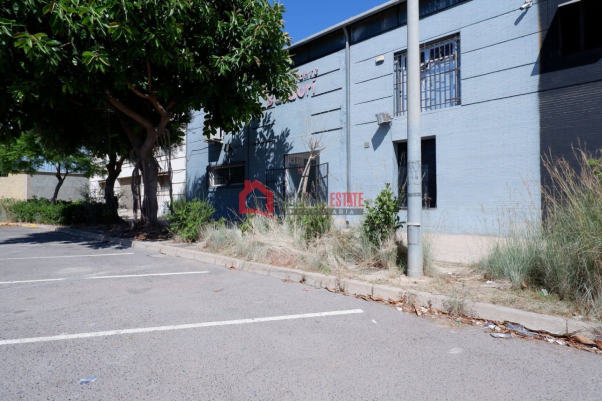 Commercial premises en venta en Sagunto — Foto 43