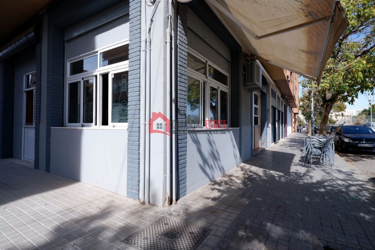 Commercial premises en venta en Valencia — Foto 26