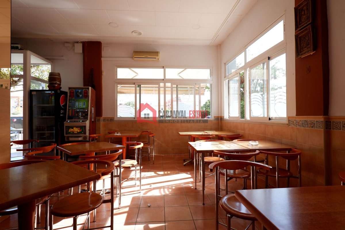Commercial premises en venta en Valencia — Foto 9
