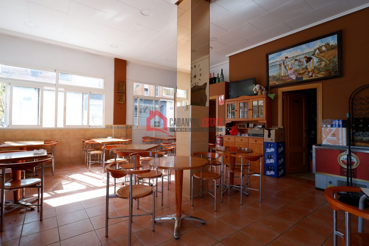 Commercial premises en venta en Valencia — Foto 5
