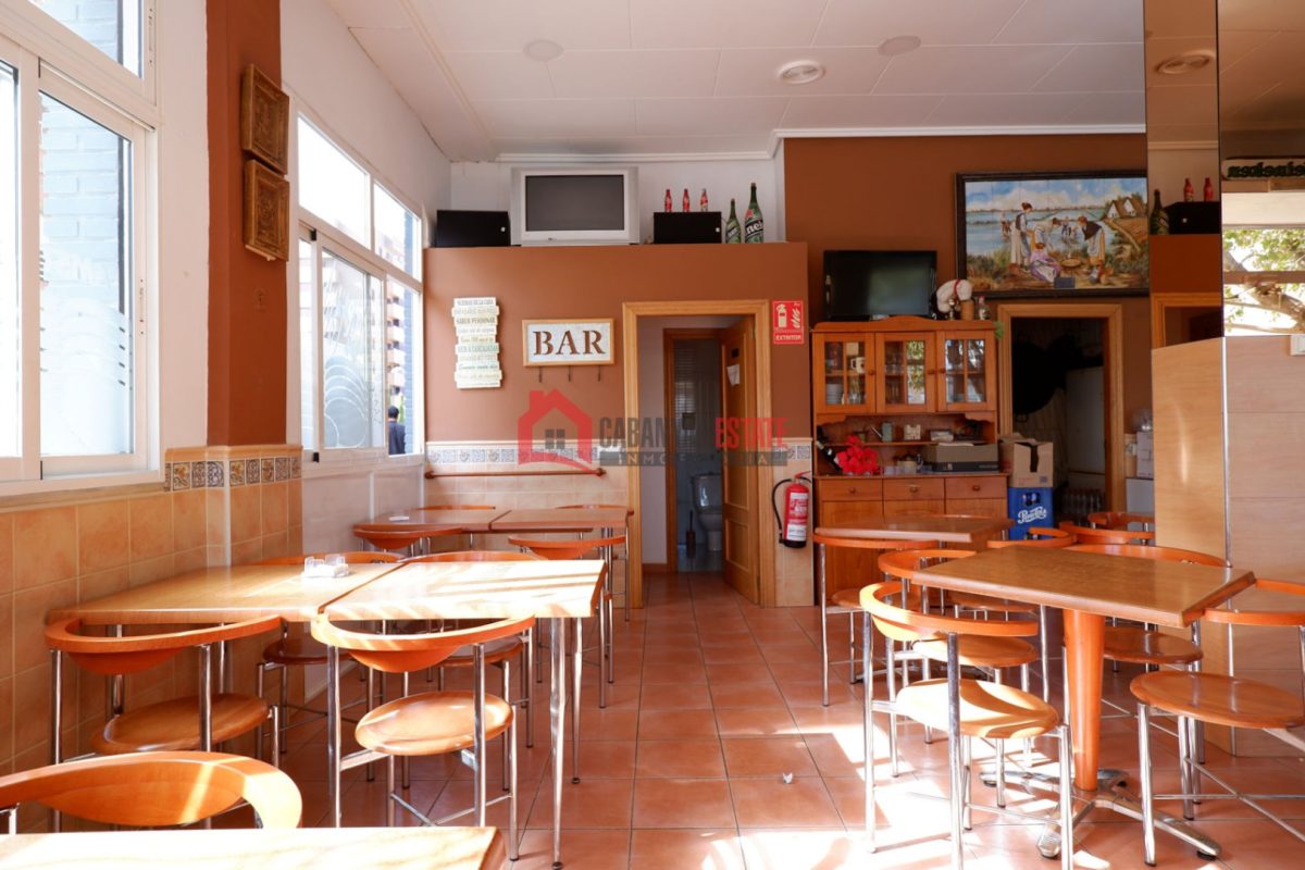 Commercial premises en venta en Valencia — Foto 11