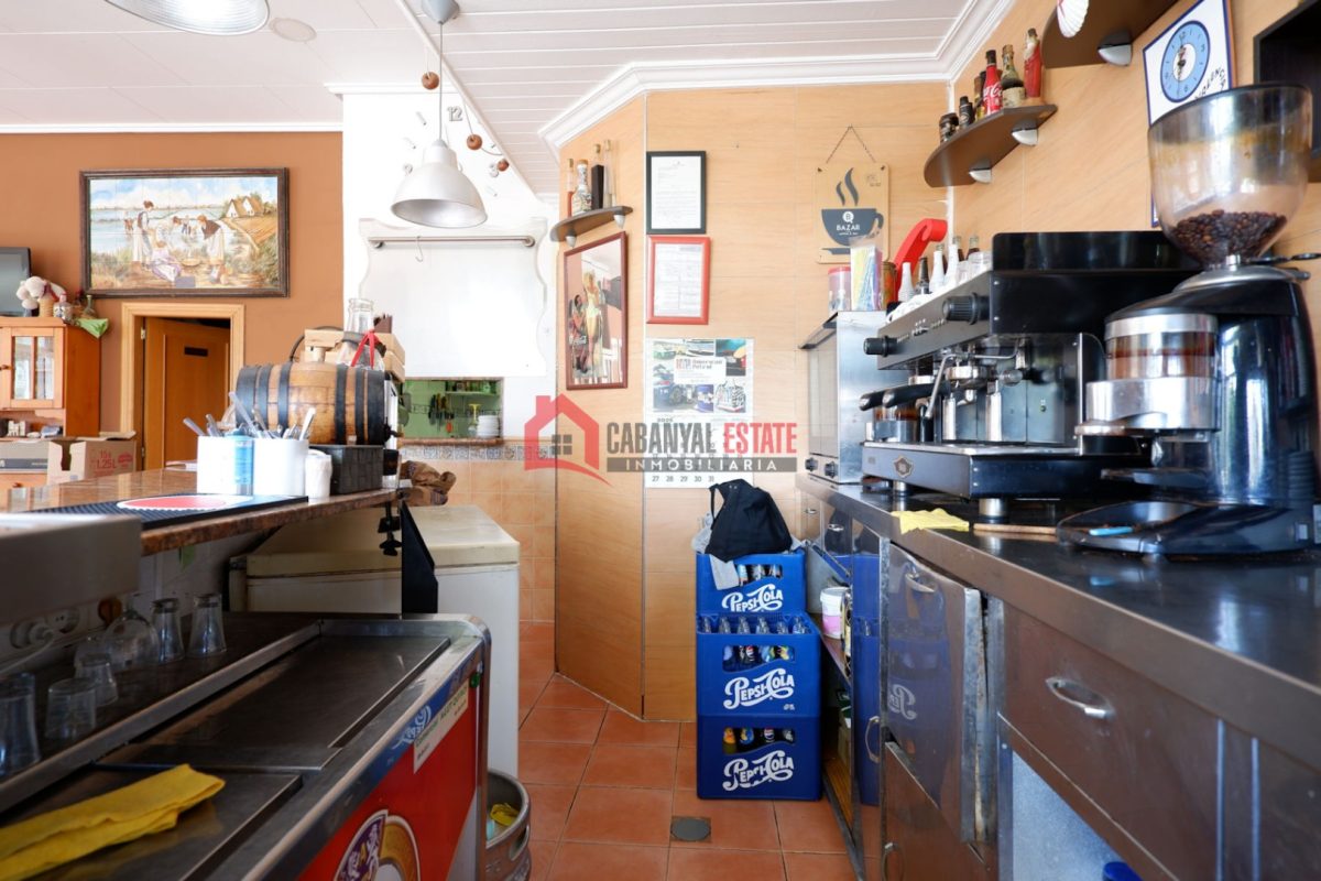 Commercial premises en venta en Valencia — Foto 17