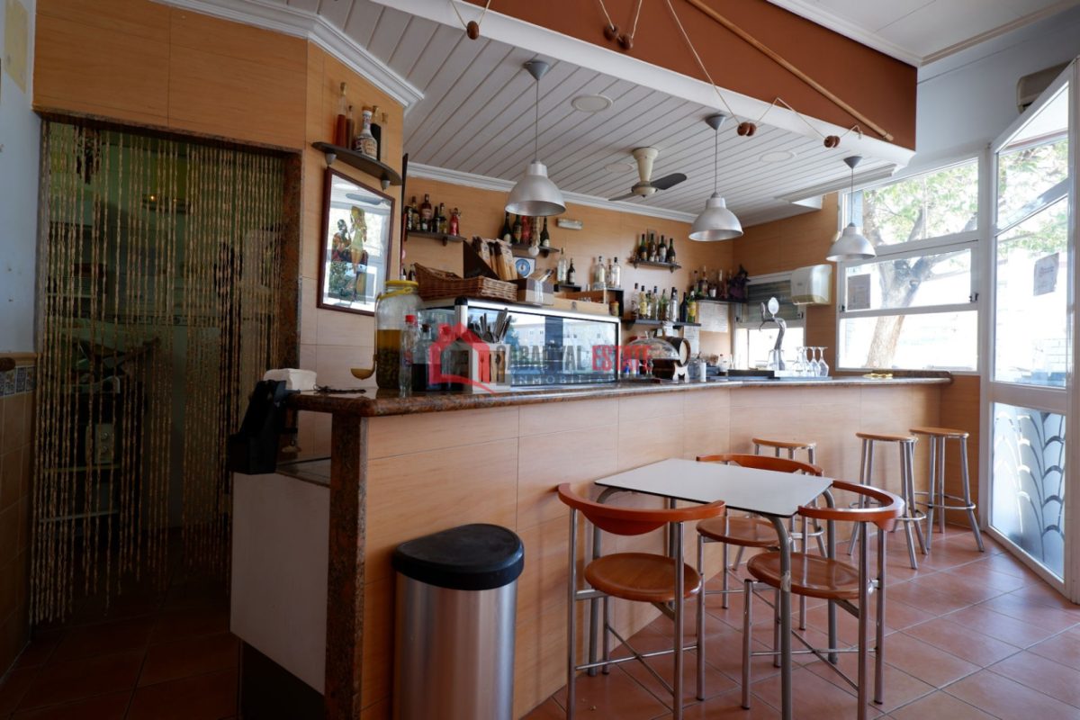 Commercial premises en venta en Valencia — Foto 29