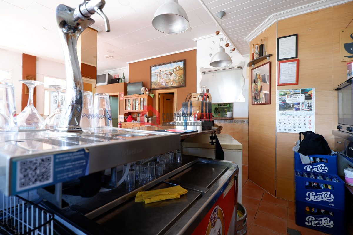 Commercial premises en venta en Valencia — Foto 18
