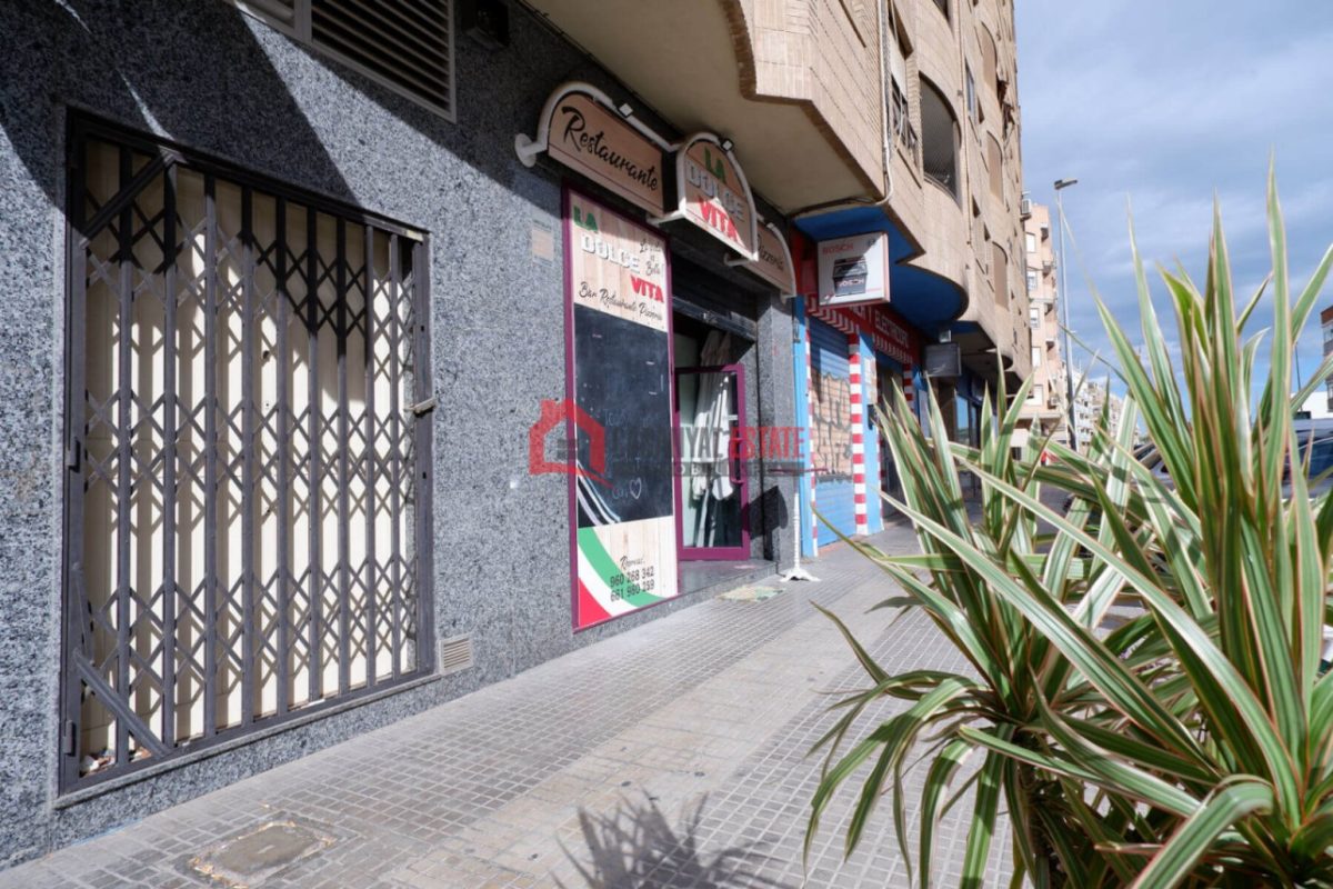 Commercial premises en alquiler en Sagunto — Foto 4