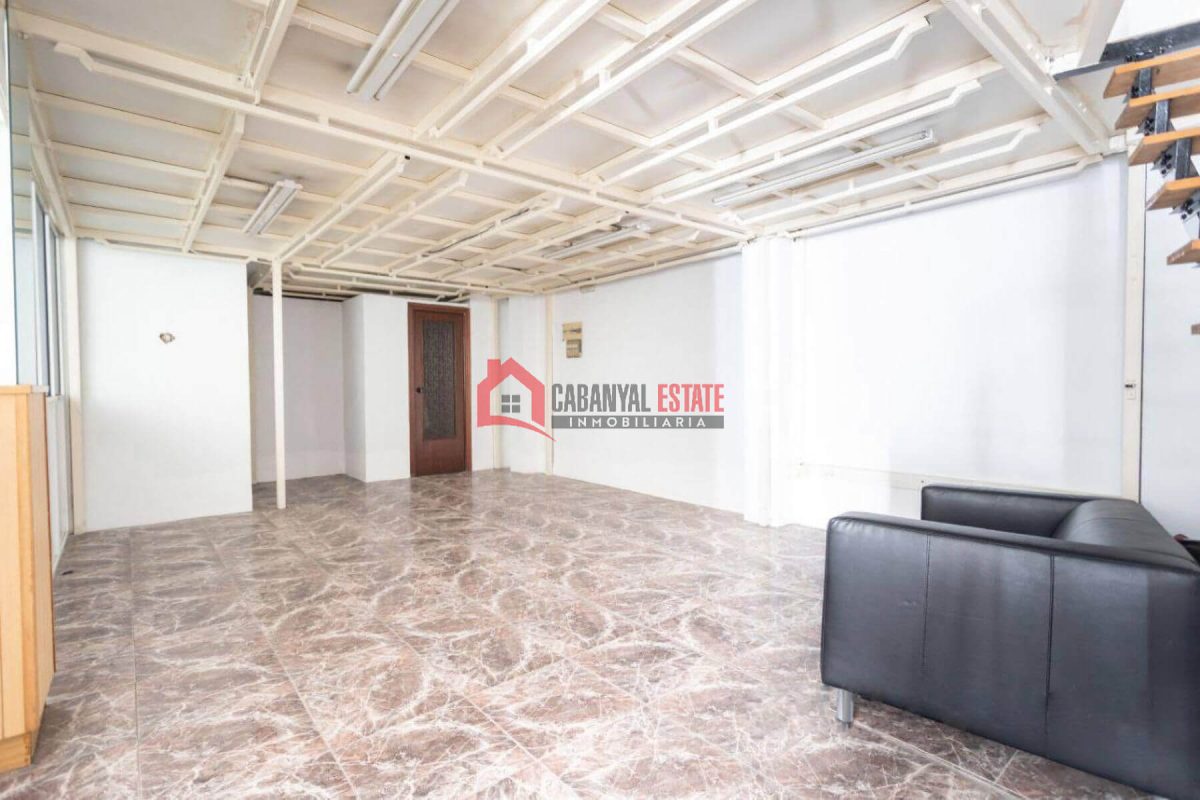 Commercial premises en venta en Valencia — Foto 4