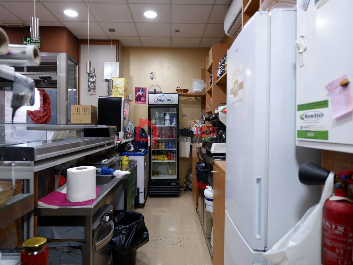 Commercial premises en alquiler en Valencia — Foto 17