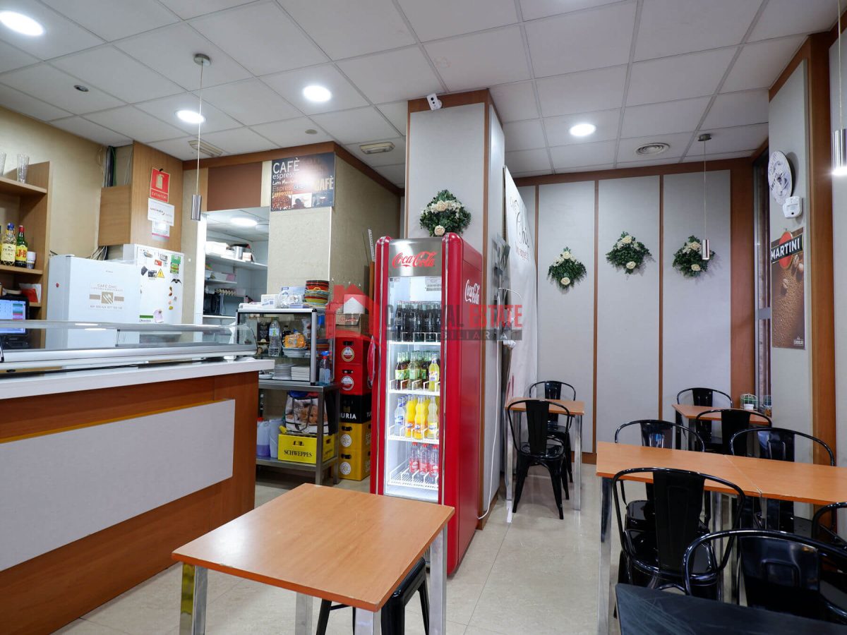 Commercial premises en alquiler en Valencia — Foto 12