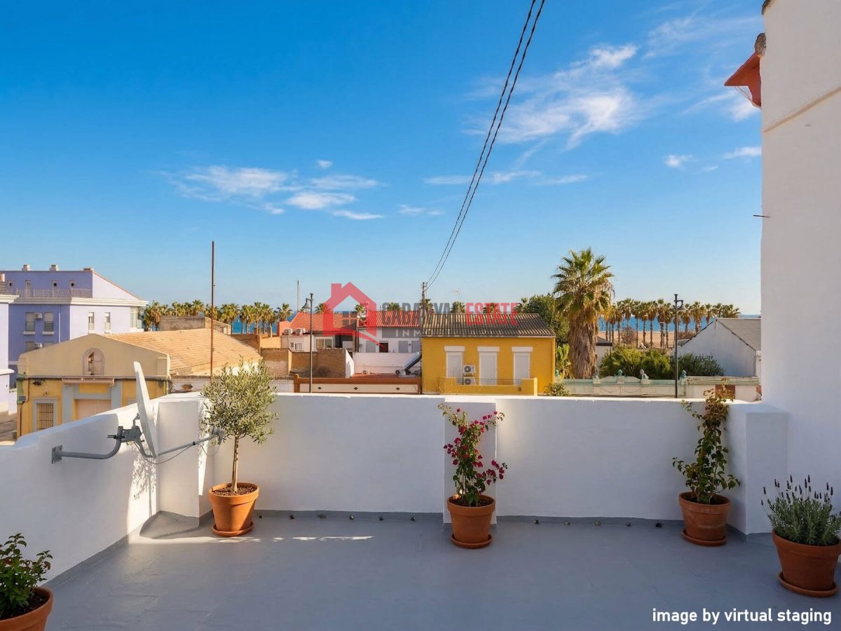 Terraced house en venta en Valencia — Foto 1
