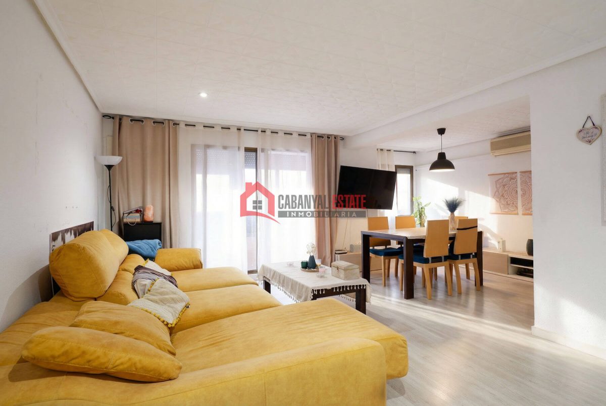 Apartment en venta en Valencia — Foto 1