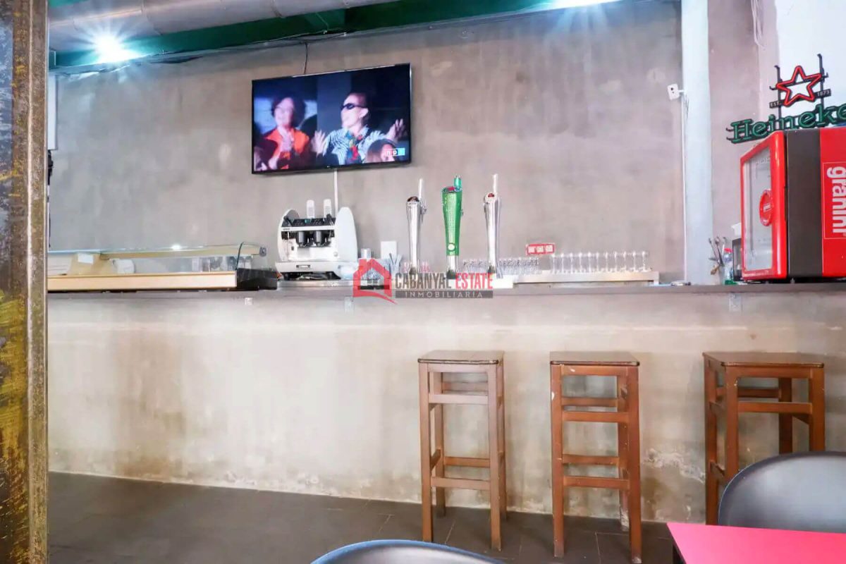 Commercial premises en venta en Valencia — Foto 7