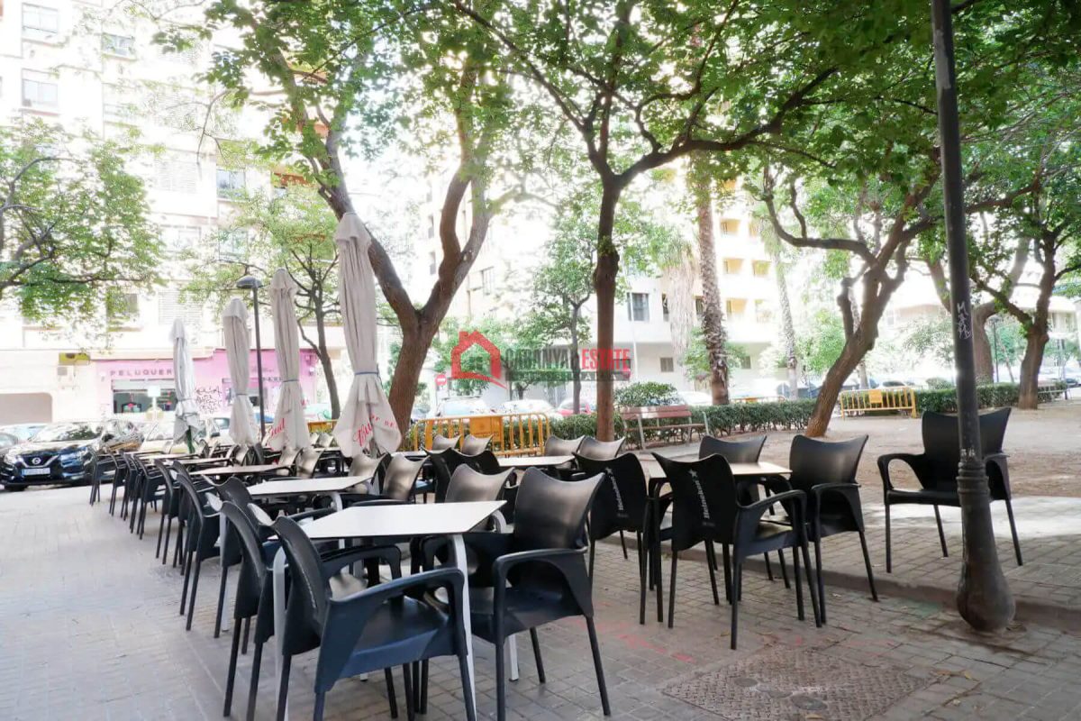 Commercial premises en venta en Valencia — Foto 28