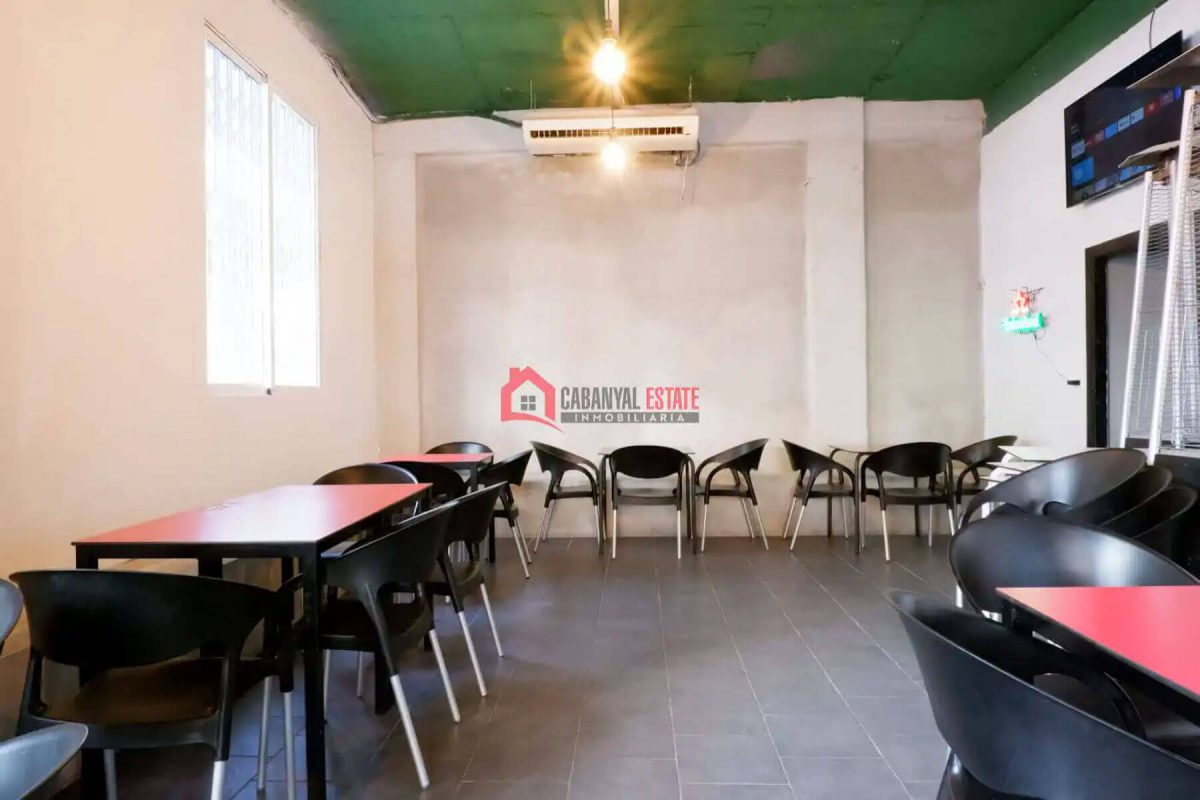 Commercial premises en venta en Valencia — Foto 14