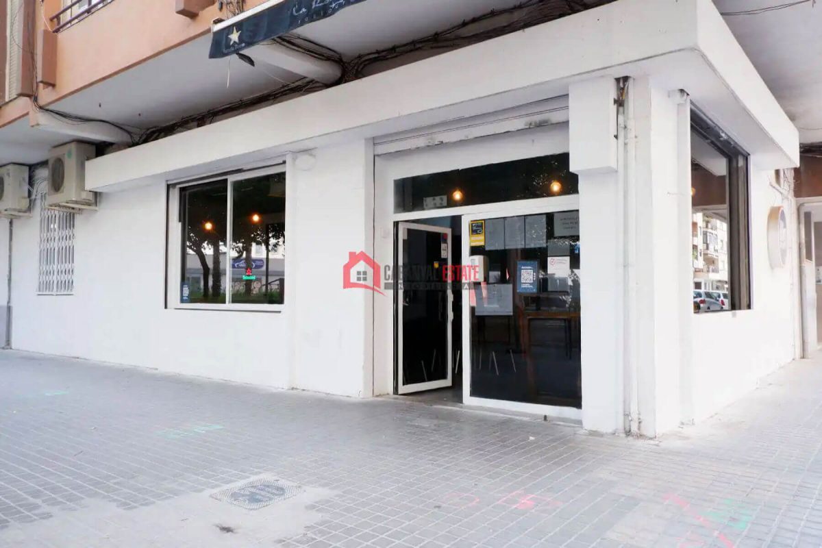 Commercial premises en venta en Valencia — Foto 2