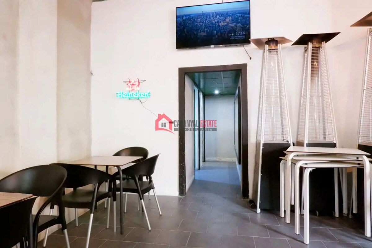Commercial premises en venta en Valencia — Foto 16