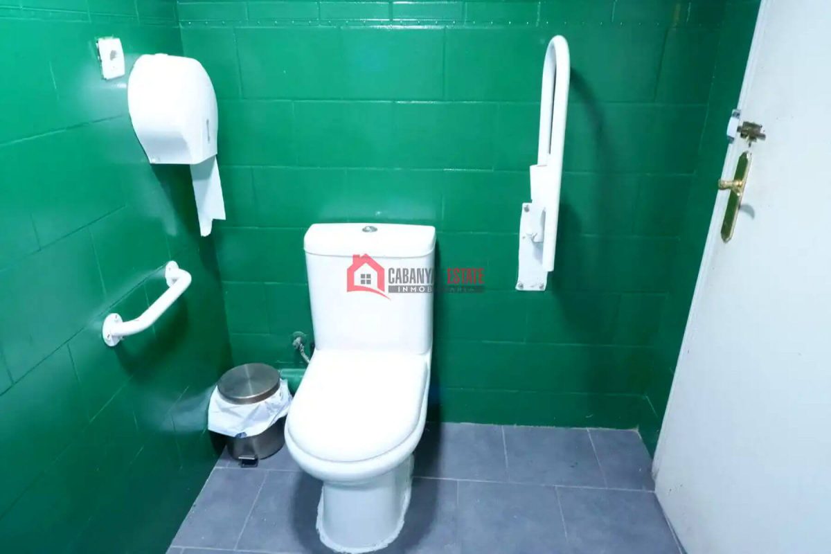 Commercial premises en venta en Valencia — Foto 19