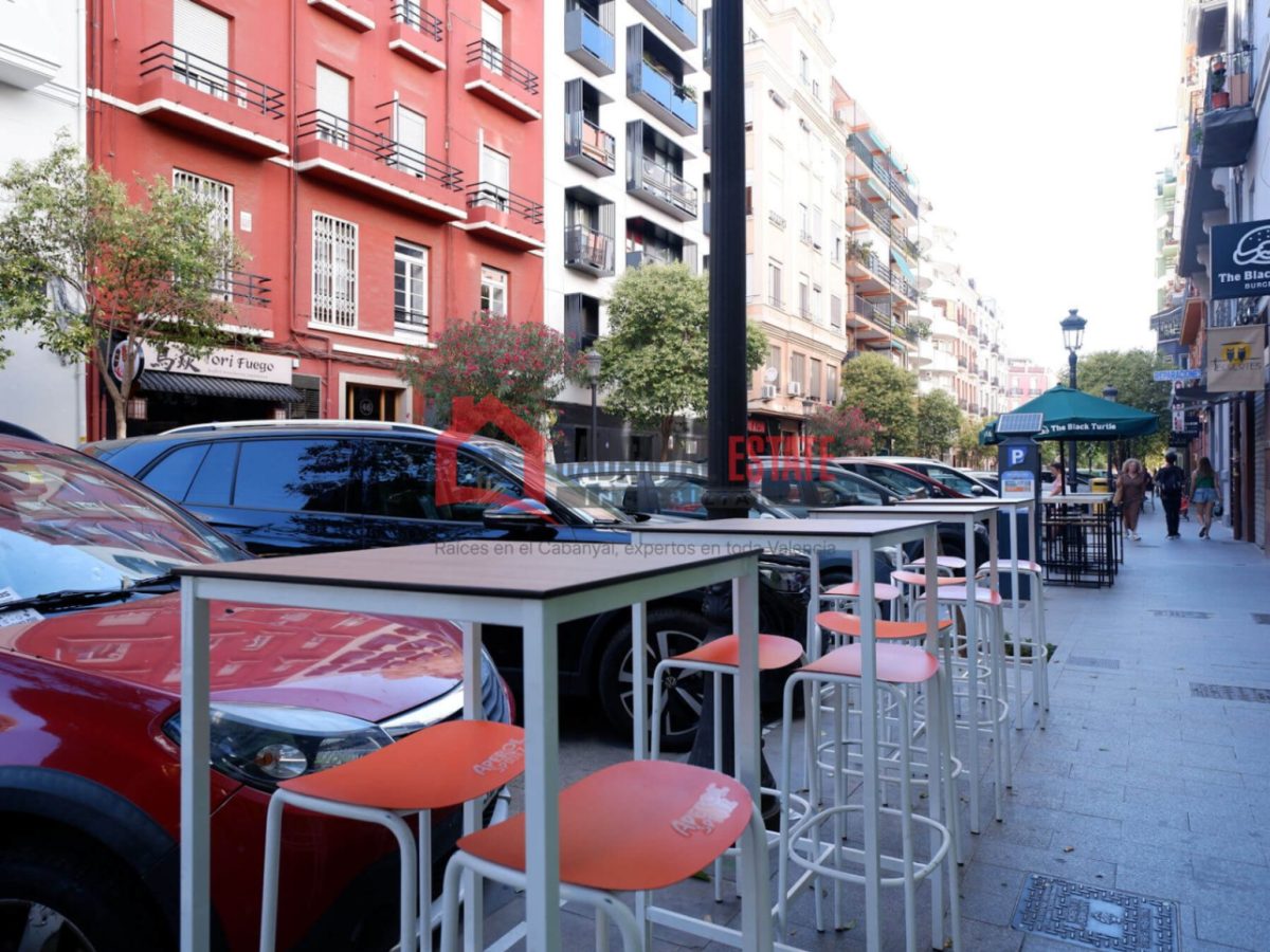 Commercial premises en alquiler en Valencia — Foto 24