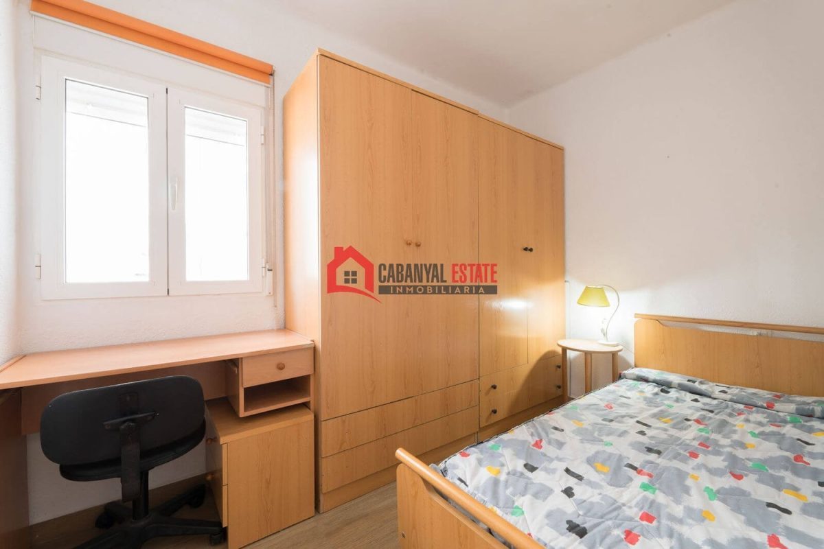 Encantador apartamento de 2 dormitorios con vistas al mar en la Avenida dels Tarongers. — Foto 13