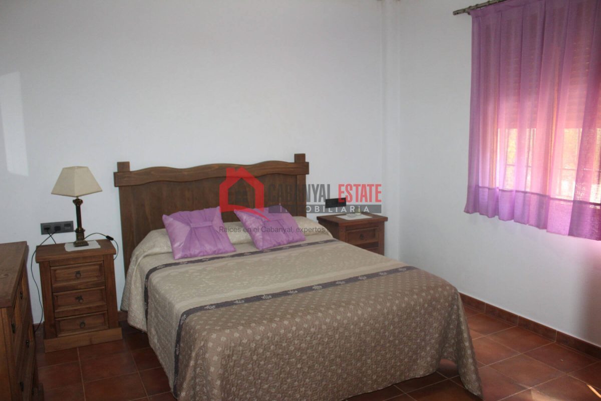 Descubra el equilibrio perfecto entre tranquilidad, exclusividad y accesibilidad en este chalet independiente único enclavado en la serena campiña de Fuencaliente (Ciudad Real). Situado junto a un cot — Foto 23