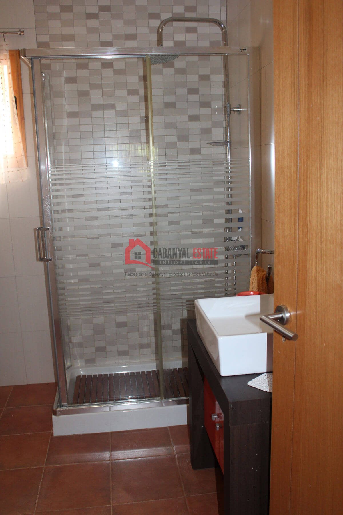 Descubra el equilibrio perfecto entre tranquilidad, exclusividad y accesibilidad en este chalet independiente único enclavado en la serena campiña de Fuencaliente (Ciudad Real). Situado junto a un cot — Foto 31