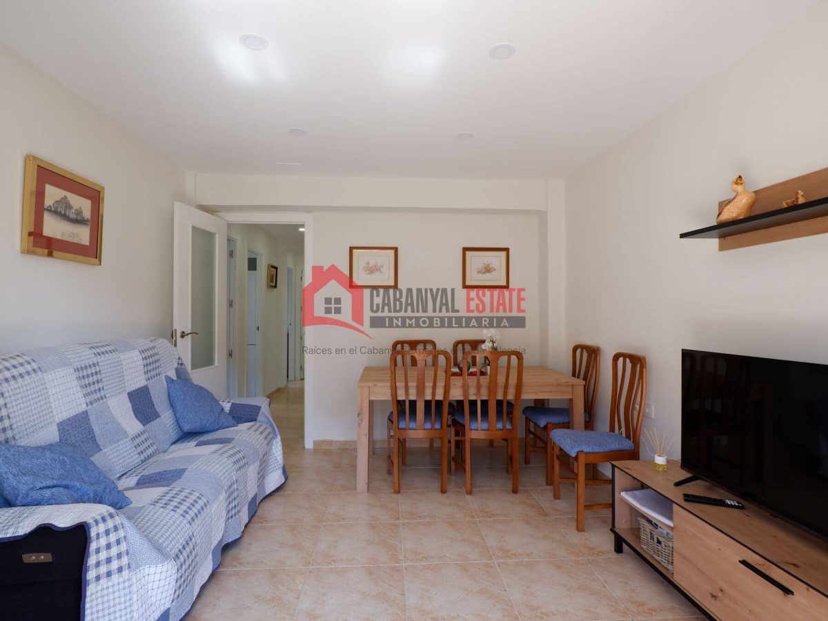 ¿Buscas un hogar listo para entrar a vivir, lleno de luz y ubicado en una de las zonas más demandadas de Valencia? Este fantástico piso esquinero de 83 m² construidos es la opción perfecta: está compl — Foto 12