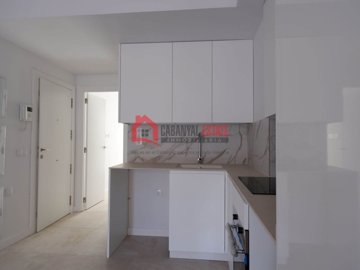 ¿Sueñas con estrenar una vivienda con alma, de diseño vanguardista y con la esencia del Cabanyal más auténtico? Cabanyal Estate te presenta esta magnífica propiedad de 79 m² construidos, ubicada en un — Foto 16