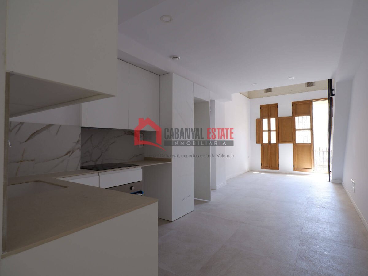 ¿Sueñas con estrenar una vivienda con alma, de diseño vanguardista y con la esencia del Cabanyal más auténtico? Cabanyal Estate te presenta esta magnífica propiedad de 79 m² construidos, ubicada en un — Foto 3