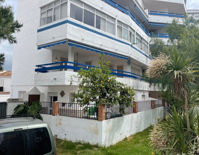 Venta Piso Fuengirola Pueblo López 4 habitaciones — Foto 1