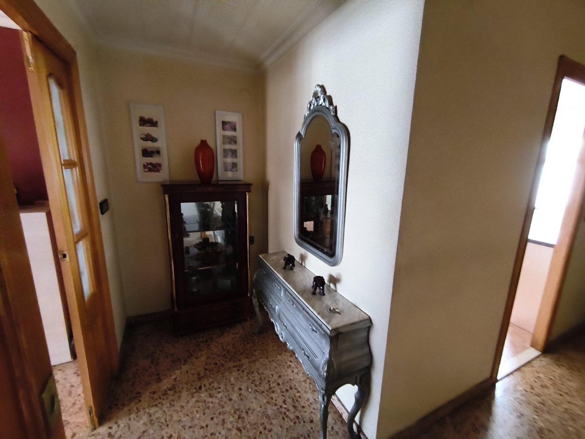 Venta Casa Sueca Céntrica con Garaje — Foto 5