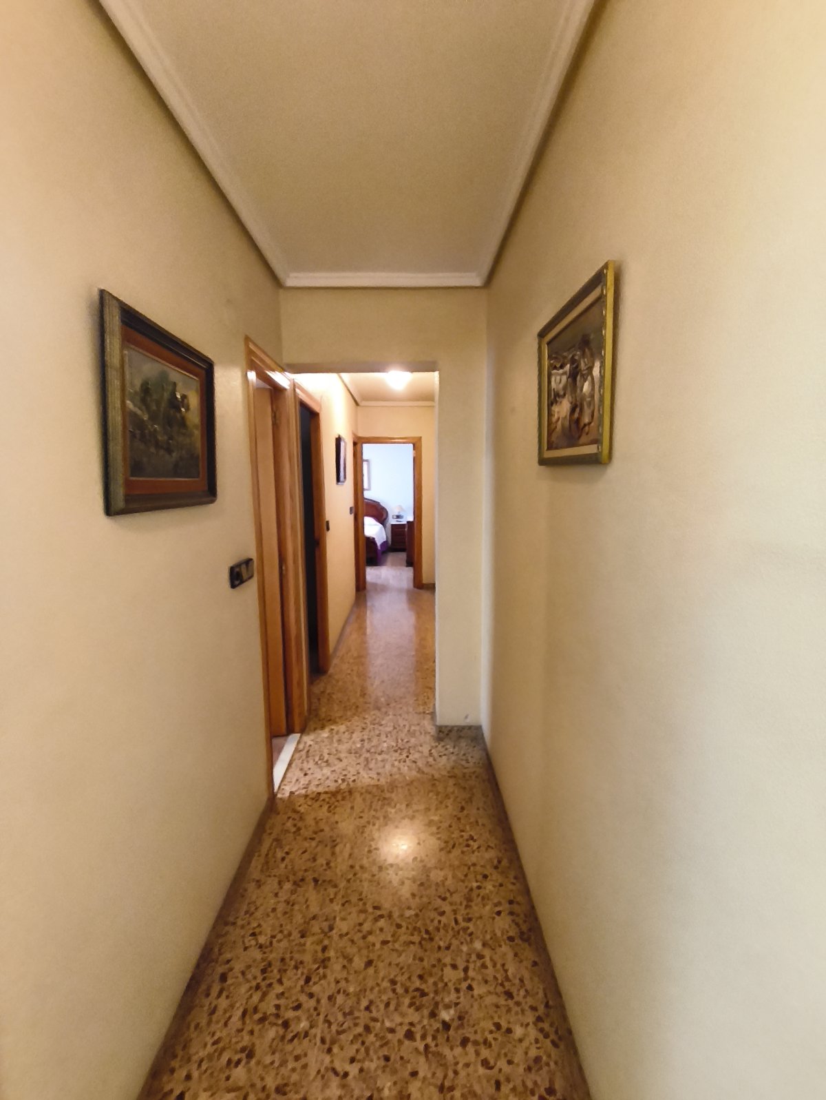 Venta Casa Sueca Céntrica con Garaje — Foto 6