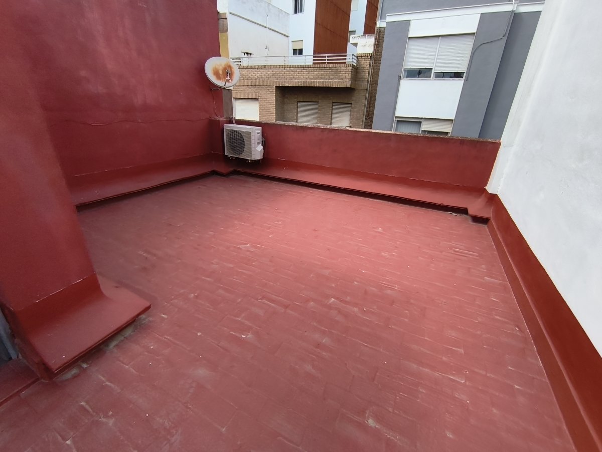 Venta Casa Sueca Céntrica con Garaje — Foto 22