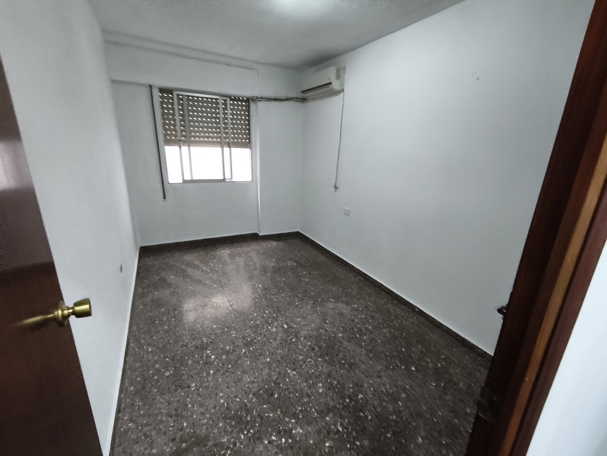 Venta Piso Alginet Terraza de 30mts — Foto 3