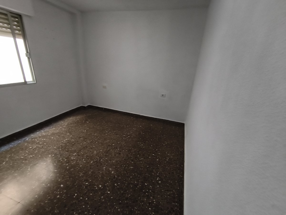 Venta Piso Alginet Terraza de 30mts — Foto 6