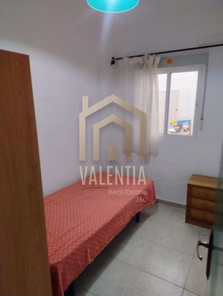 Piso en alquiler en València — Foto 2