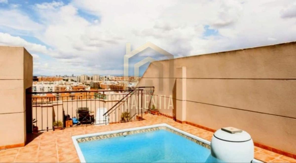 Atico en venta en València — Foto 1