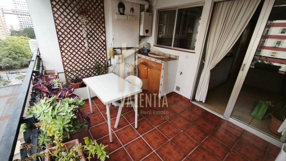 Piso en alquiler en València — Foto 2